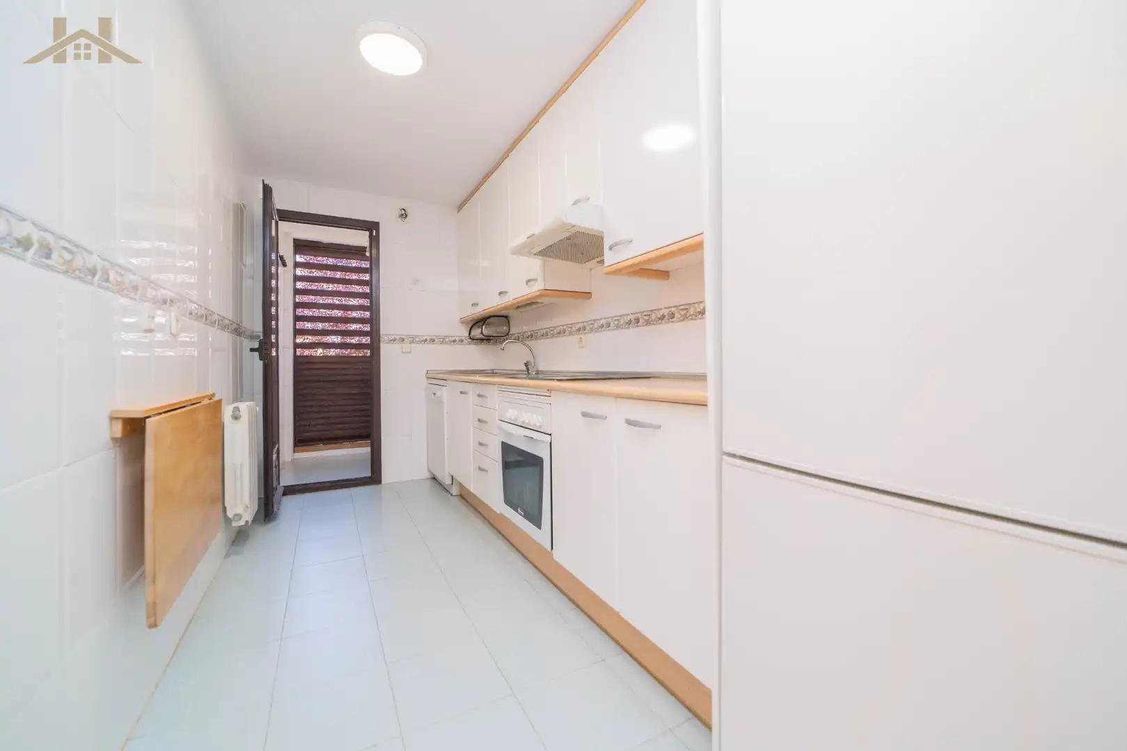 Cuina de Dúplex en venda en Sevilla la Nueva amb Aire condicionat, Calefacció i Traster