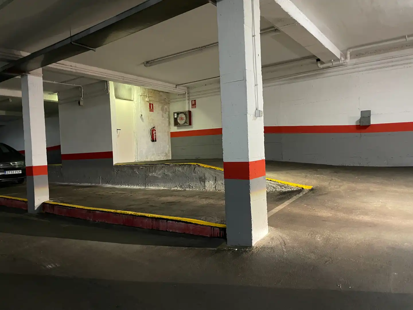 Aparcament de Pis en venda en Avilés amb Calefacció, Terrassa i Traster