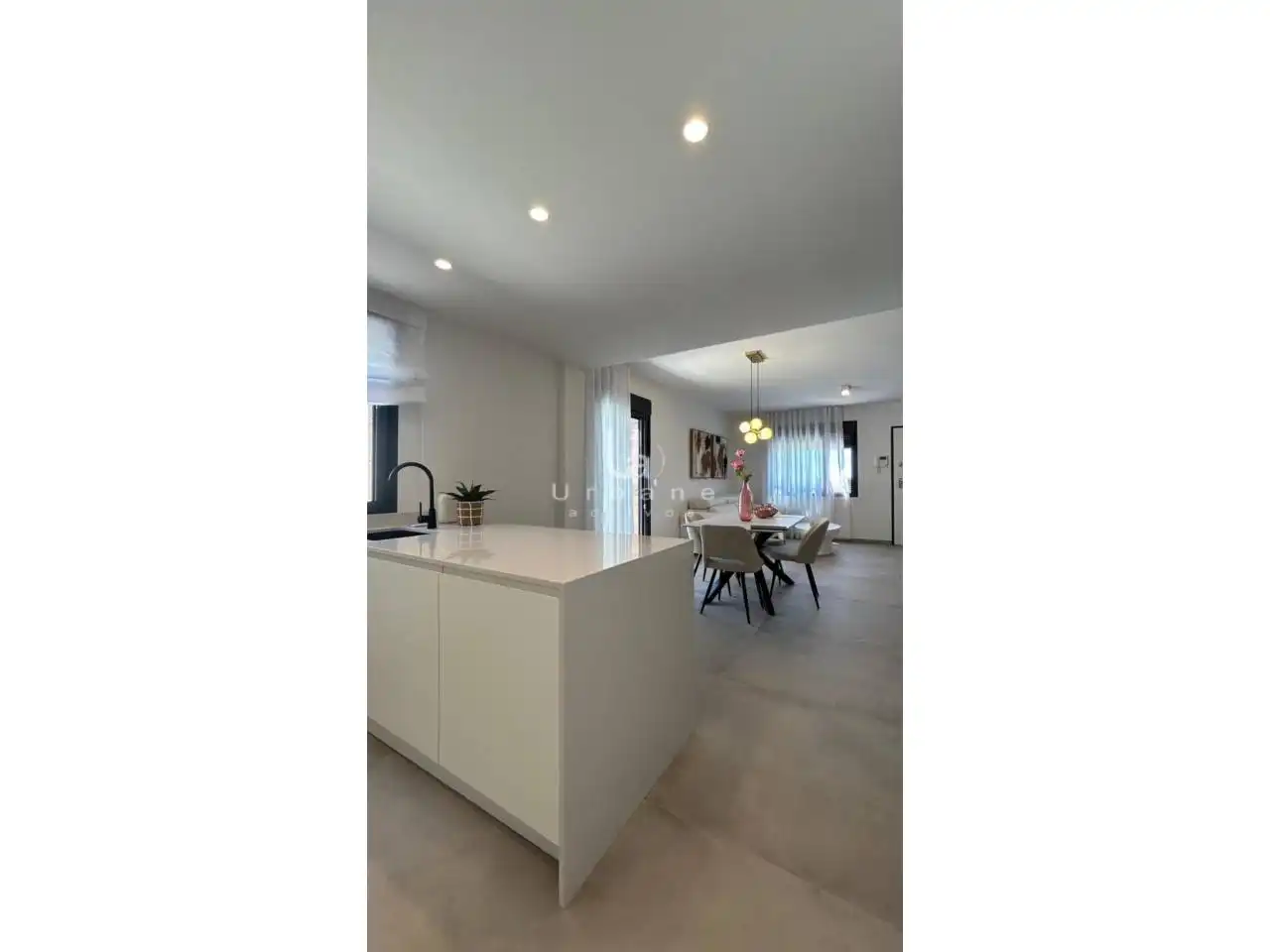 Cocina de Casa adosada en venta en Pilar de la Horadada con Aire acondicionado, Calefacción y Jardín privado