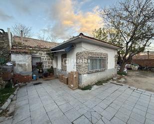 Vista exterior de Casa o xalet en venda en Galapagar amb Calefacció, Terrassa i Traster