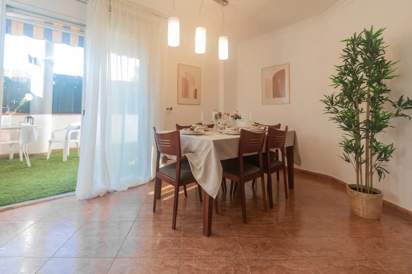 Esszimmer von Maisonette zum Verkauf in Rubí mit Klimaanlage, Heizung und Möbliert