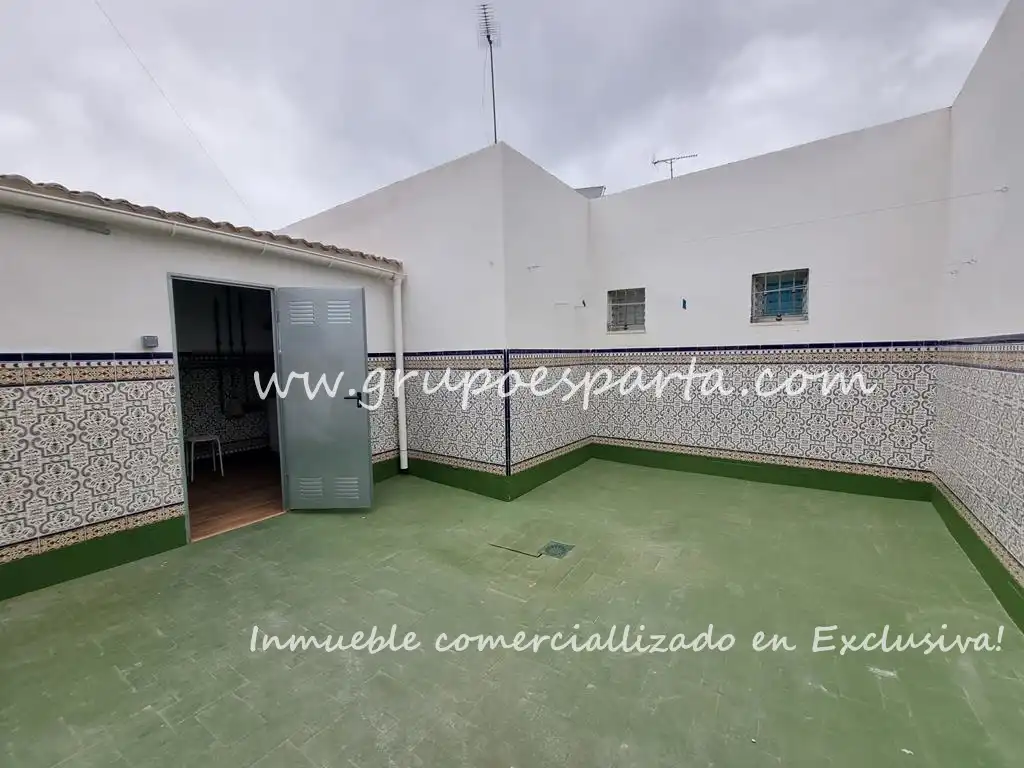 Zimmer in Calle los Arcos, 1, Sanlúcar la Mayor