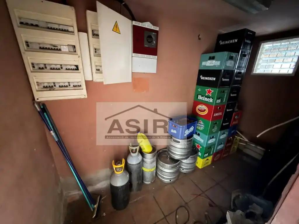 Local en venta en Alzira