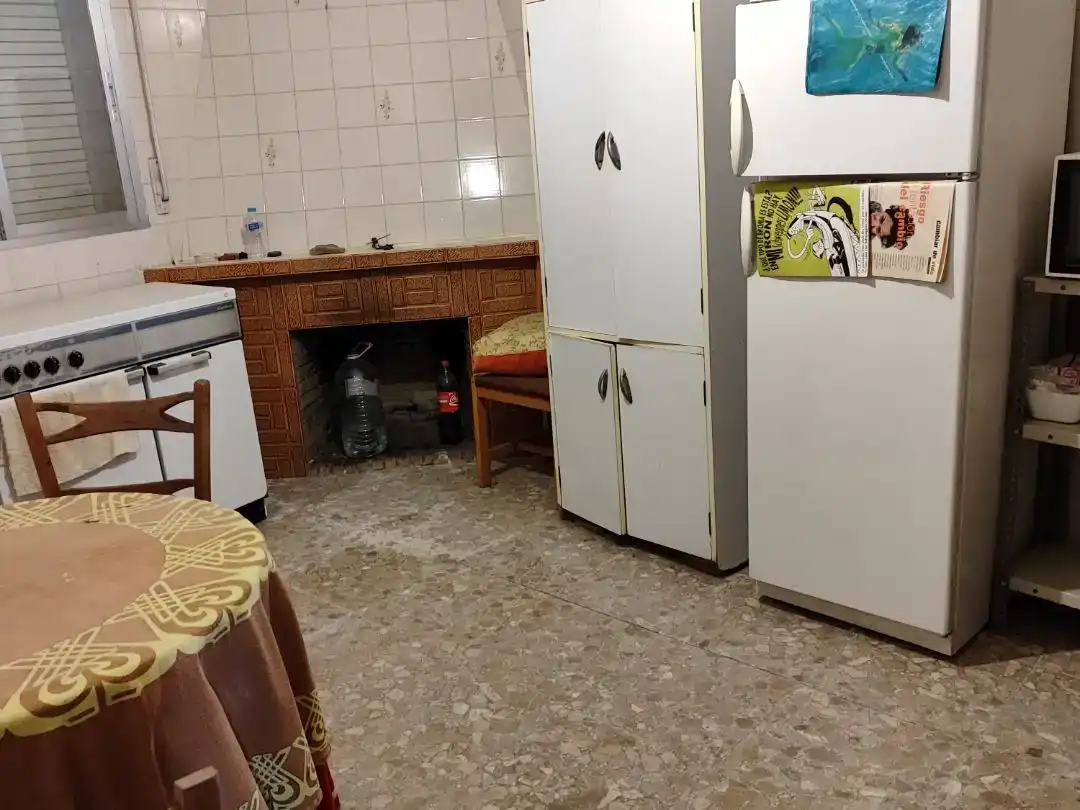 Cuina de Casa adosada en venda en Ahigal amb Balcó