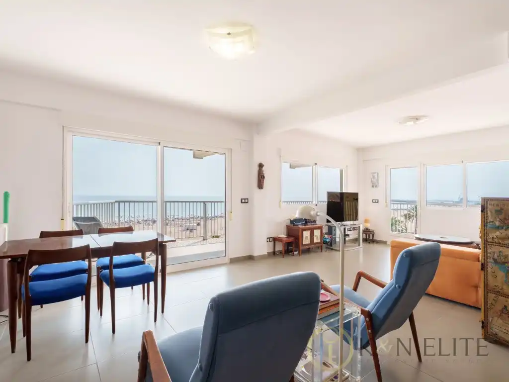 Flat with terrace for sale in Paseo Maritim Neptu, imagen 2