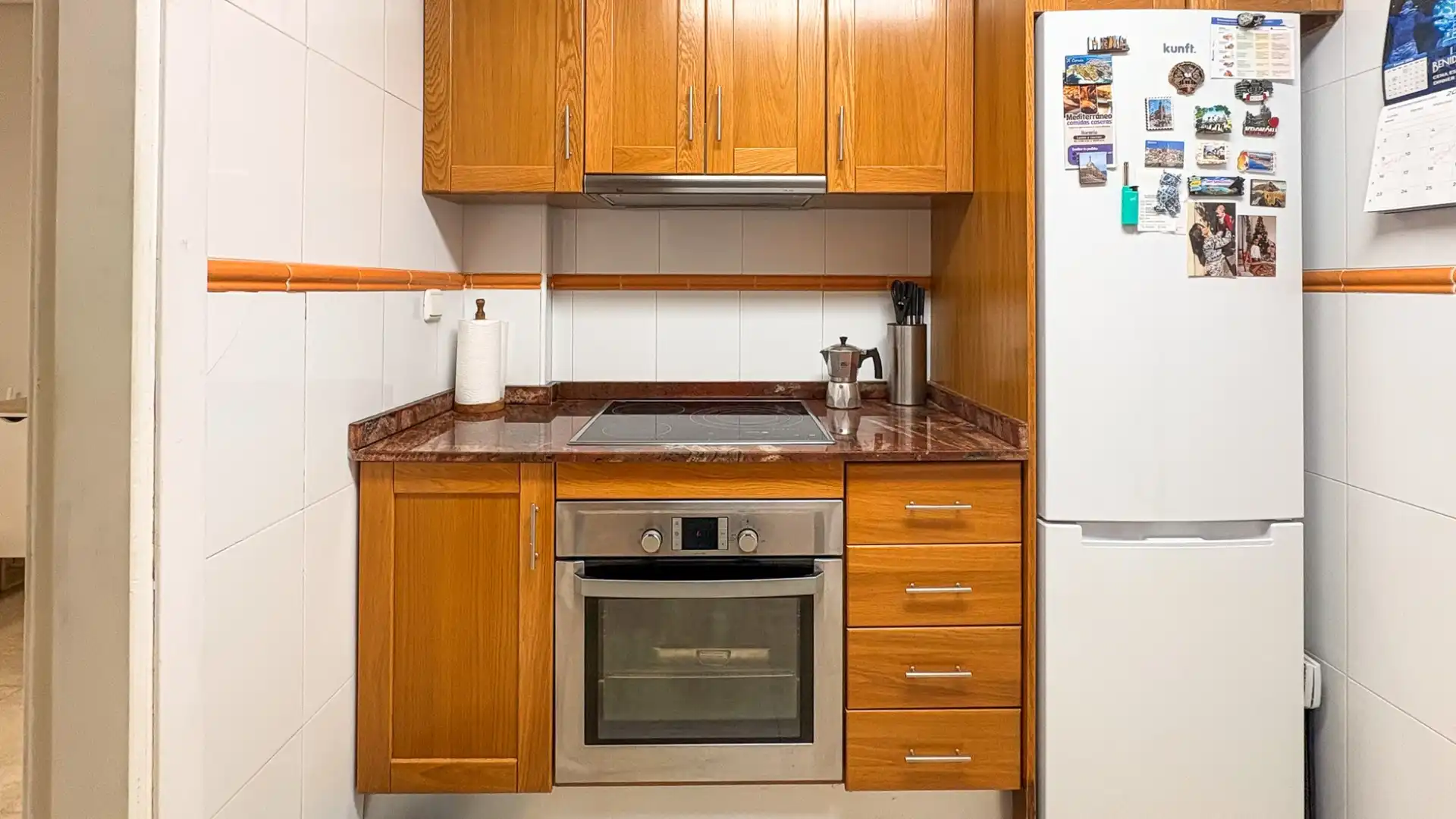 Cuina de Casa adosada en venda en Elche / Elx amb Jardí privat, Terrassa i Traster