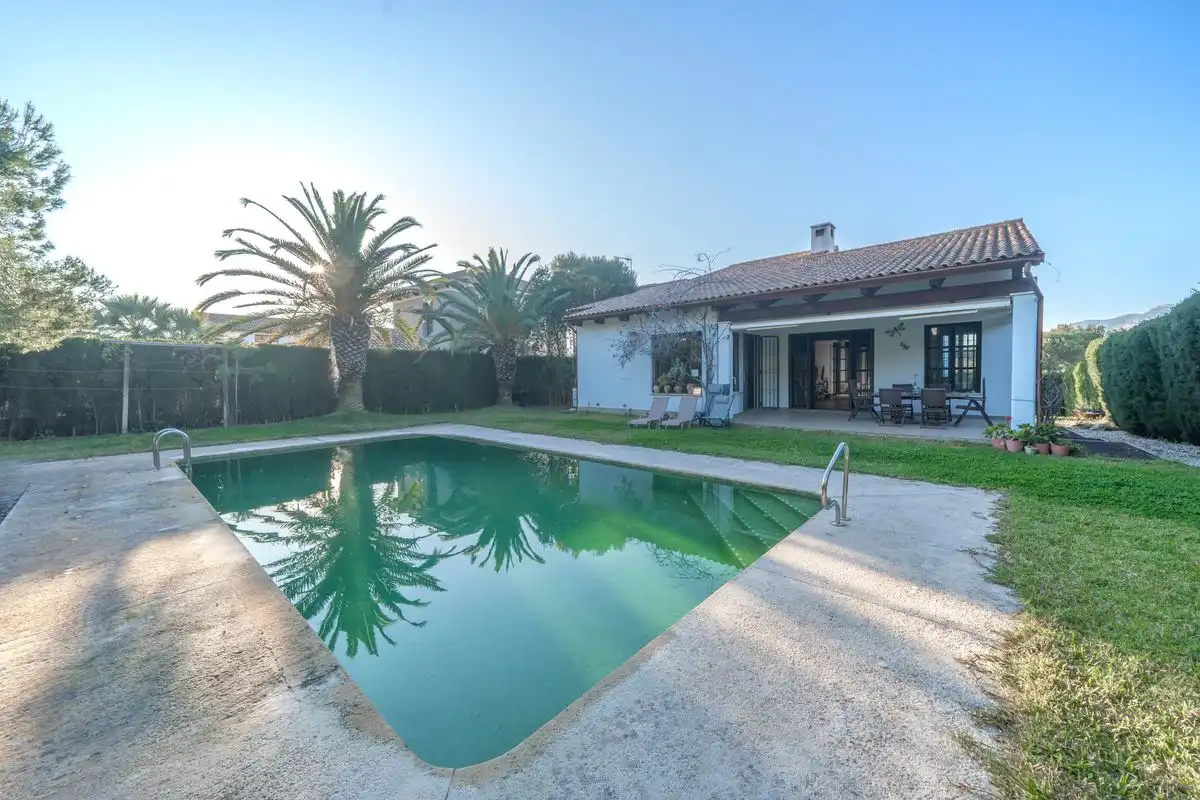 House with terrace for sale in Carrer Amedeo Modigliani