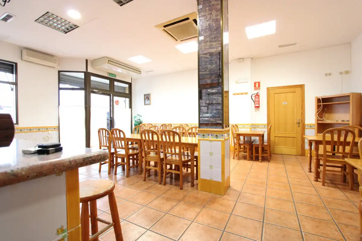 Local comercial en venta en Núcleo Urbano, imagen 6