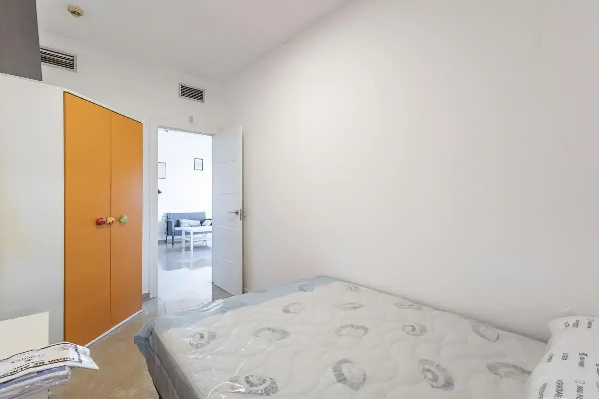 Bedroom of Flat for rent in Granada  with Air Conditioner and Community pool