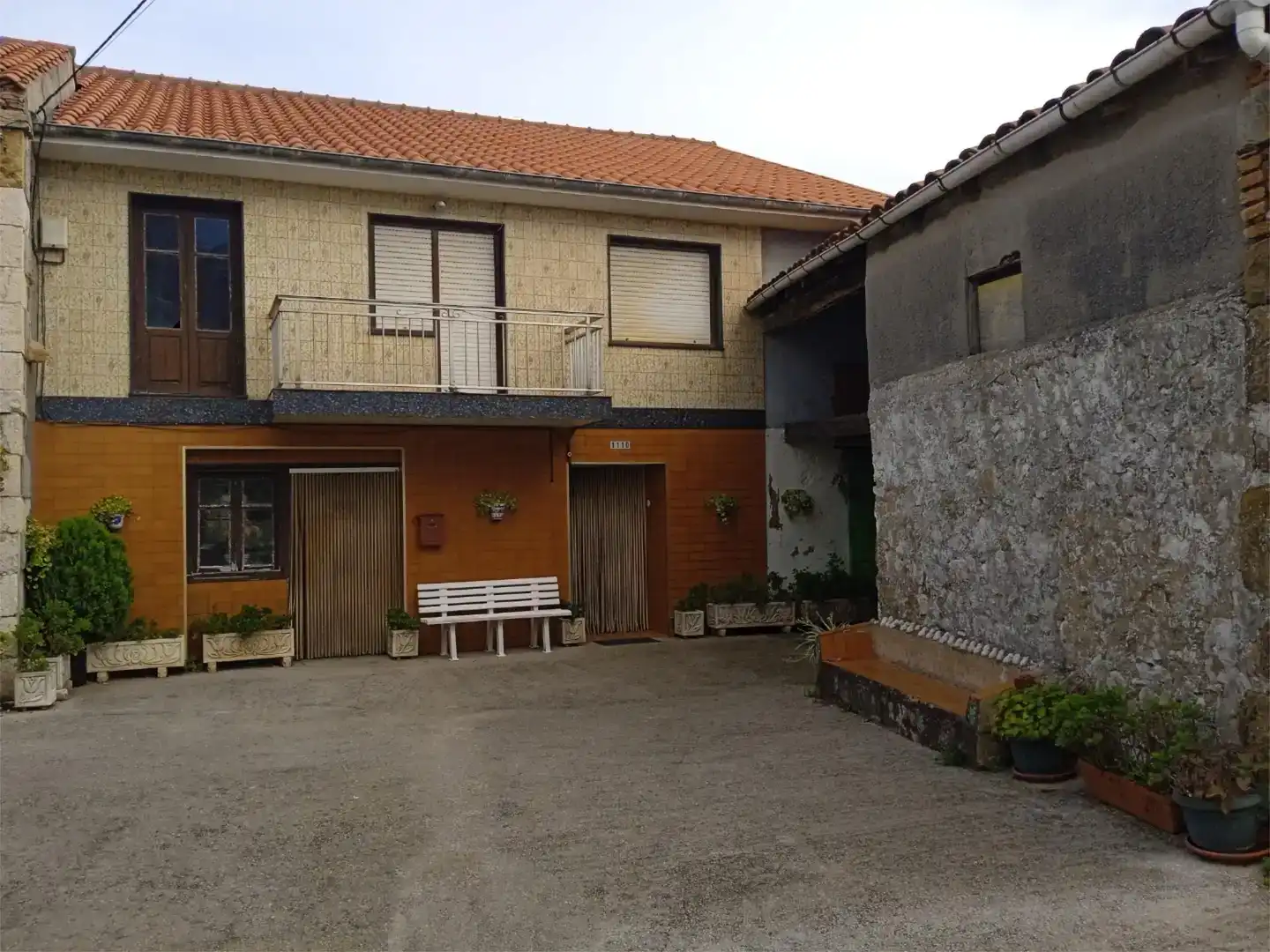 Vista exterior de Casa o xalet en venda en Miengo amb Balcó