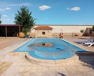 Swimming pool of House or chalet for sale in Torralba de Calatrava  with Air Conditioner, Heating and Terrace