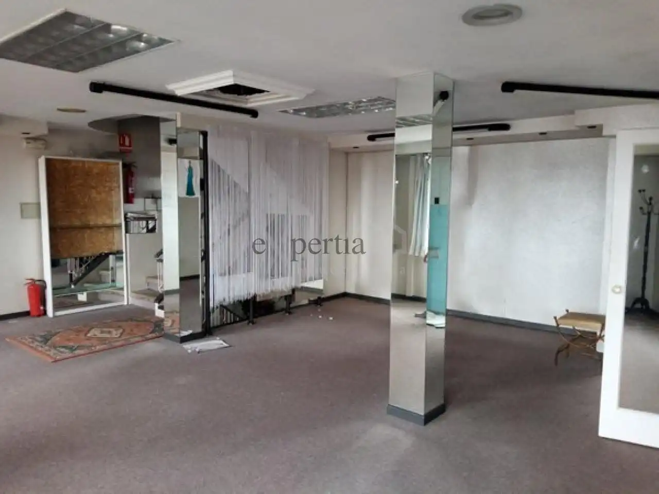 Commercial properties for rent in Boiro  with Furnished