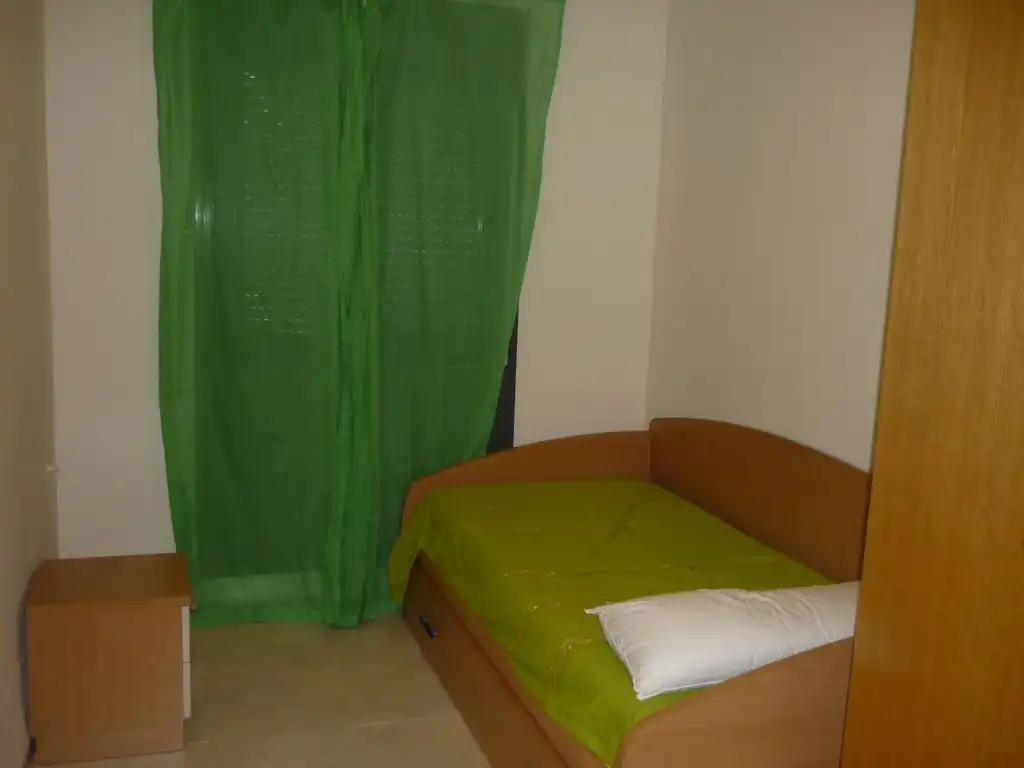 Habitación de Piso de alquiler en Vall d'Alba con Trastero y Amueblado