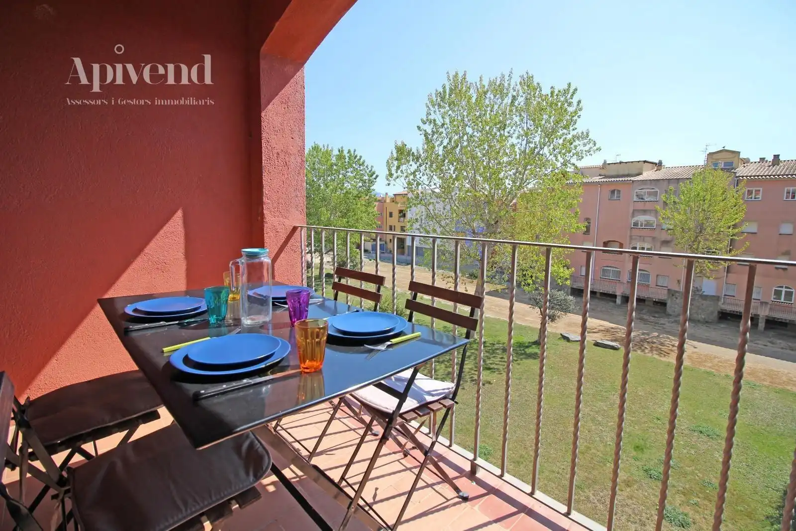 Flat with pool for sale in de la Lluna