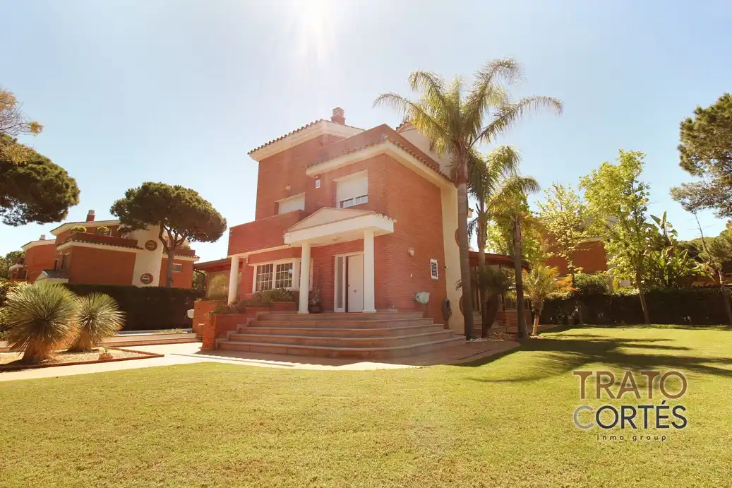 Villa mit Terrasse zum Verkauf in Avinguda d'Europa, imagen 3