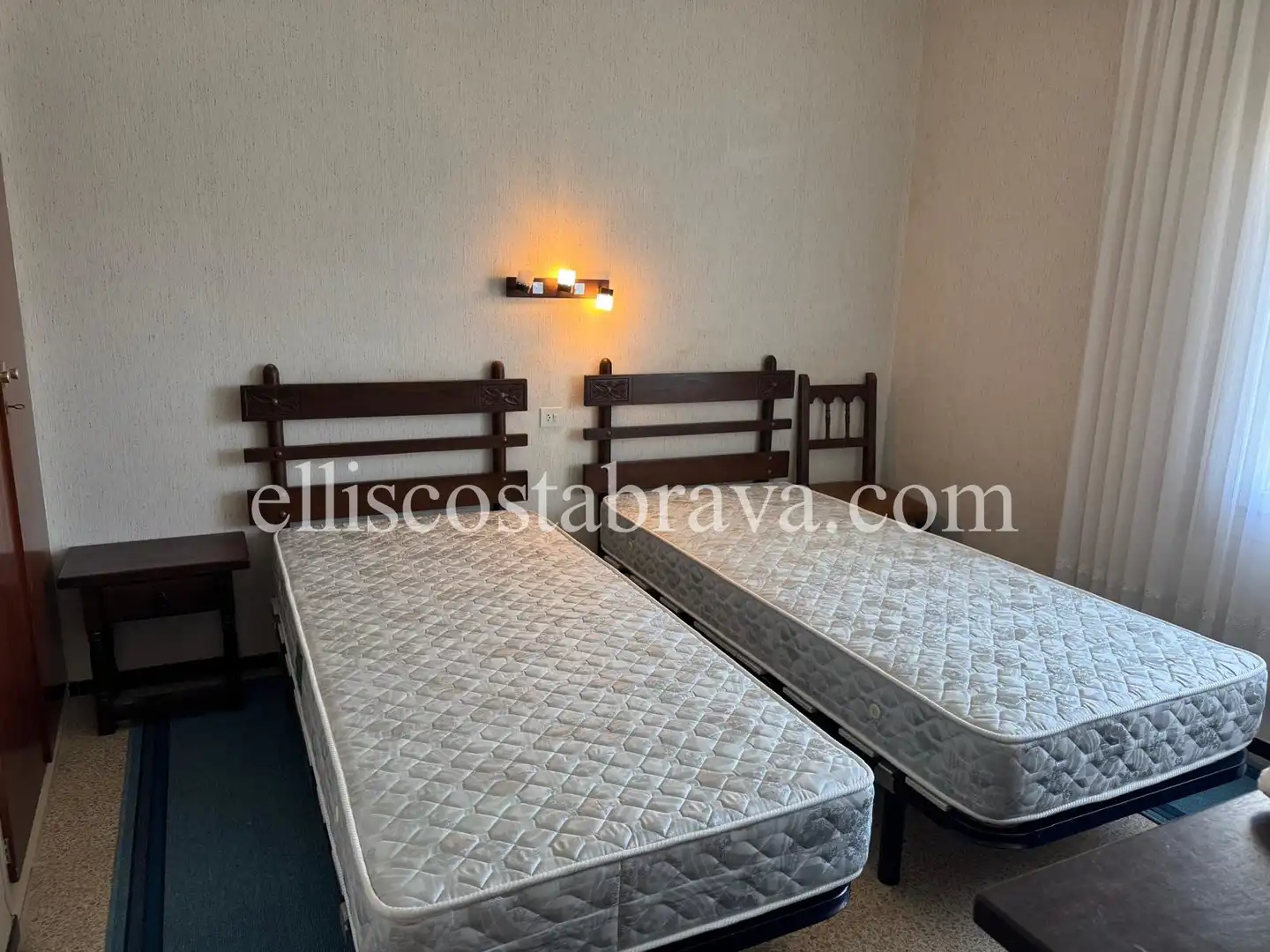 Schlafzimmer von Haus oder Chalet zum Verkauf in L'Estartit mit Heizung, Privatgarten und Terrasse