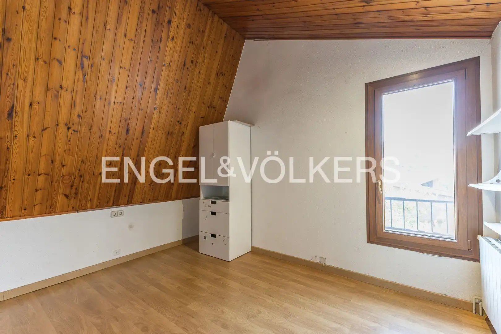 Sala d'estar de Casa o xalet en venda en Molins de Rei amb Aire condicionat, Calefacció i Jardí privat