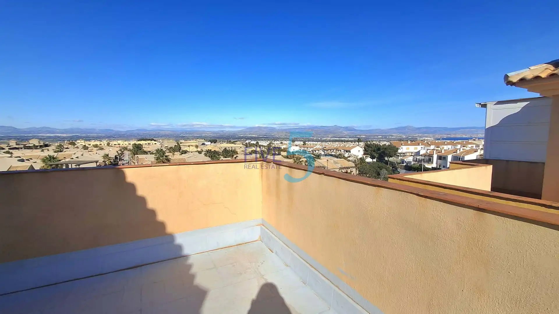 Adossat amb terrassa en venda a Gran Alacant, imagen 4