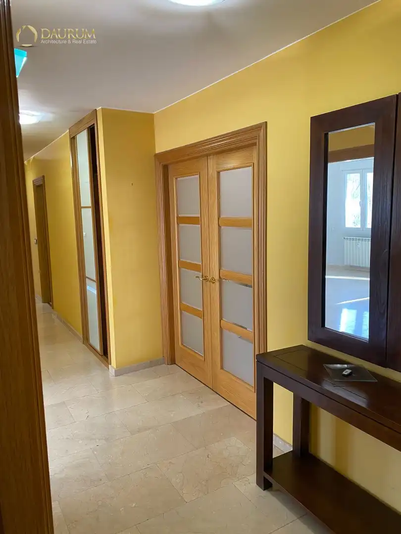 Wohnung zum Verkauf in Madrid mit Klimaanlage, Heizung und Terrasse