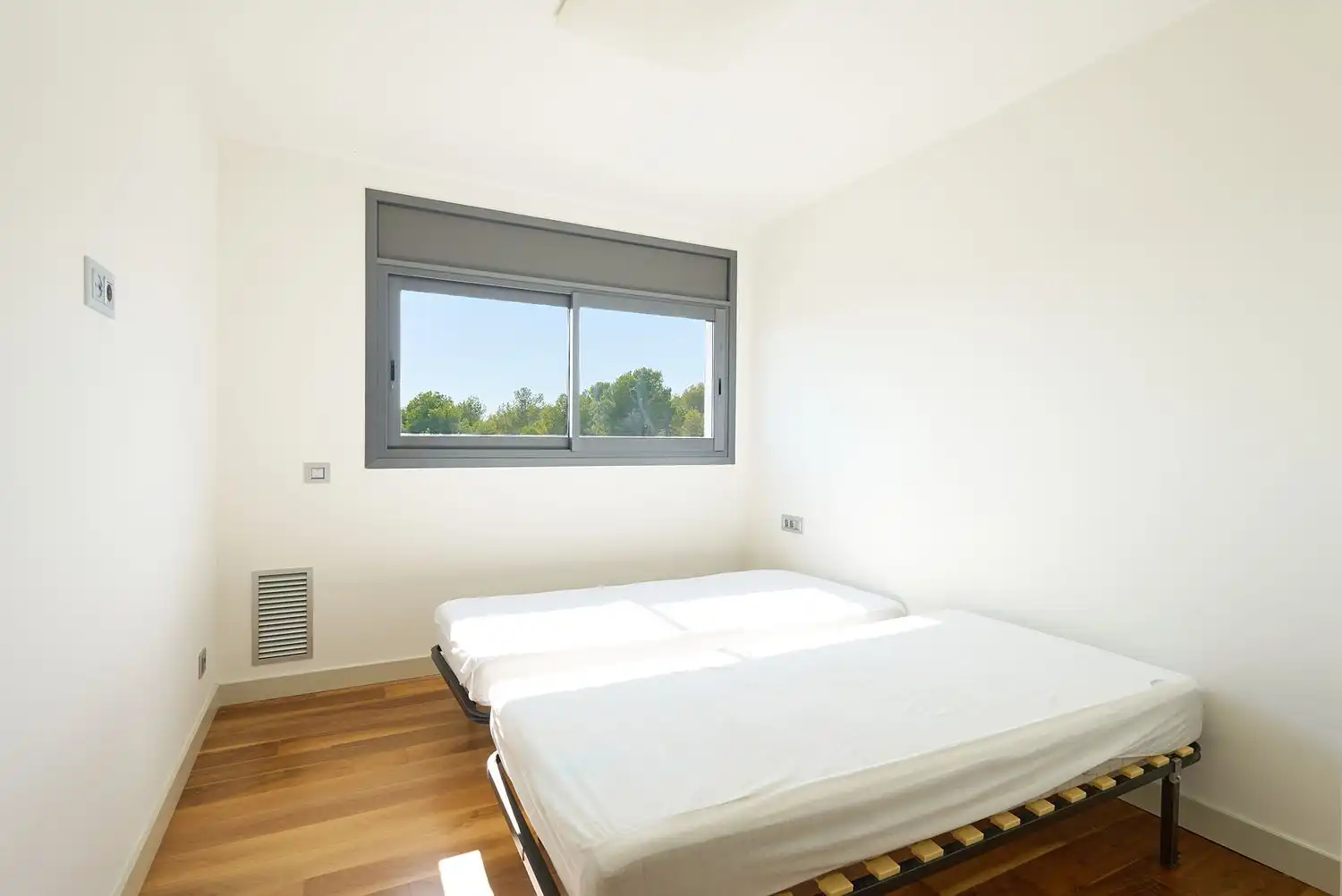 Bedroom of Flat for sale in Sitges  with Air Conditioner, Heating and Private garden