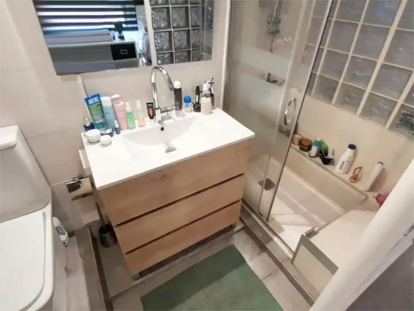Baño de Piso en venta en Girona Capital
