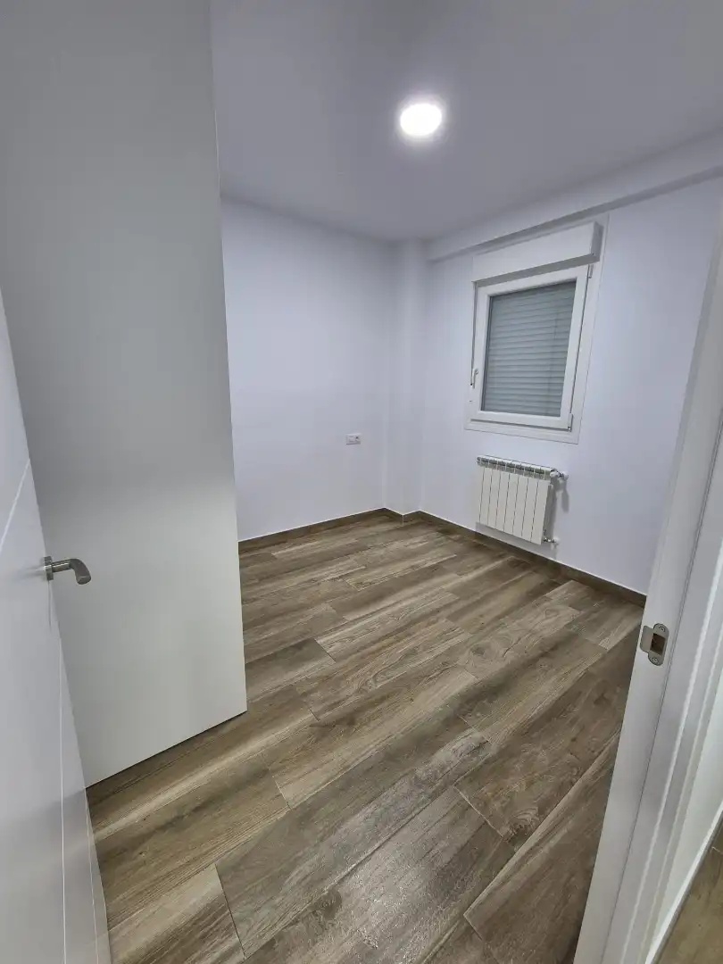 Flat for rent in Avenida Juan Carlos I, 8, Centro Ciudad