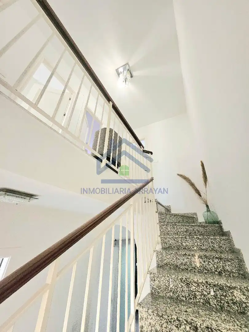 Casa o chalet en venta en Ogíjares con Aire acondicionado y Balcón