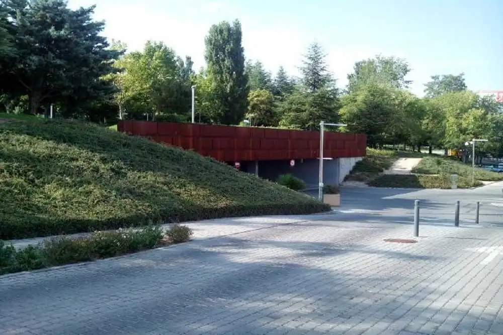 Garaje en venta en El Soto de la Moraleja