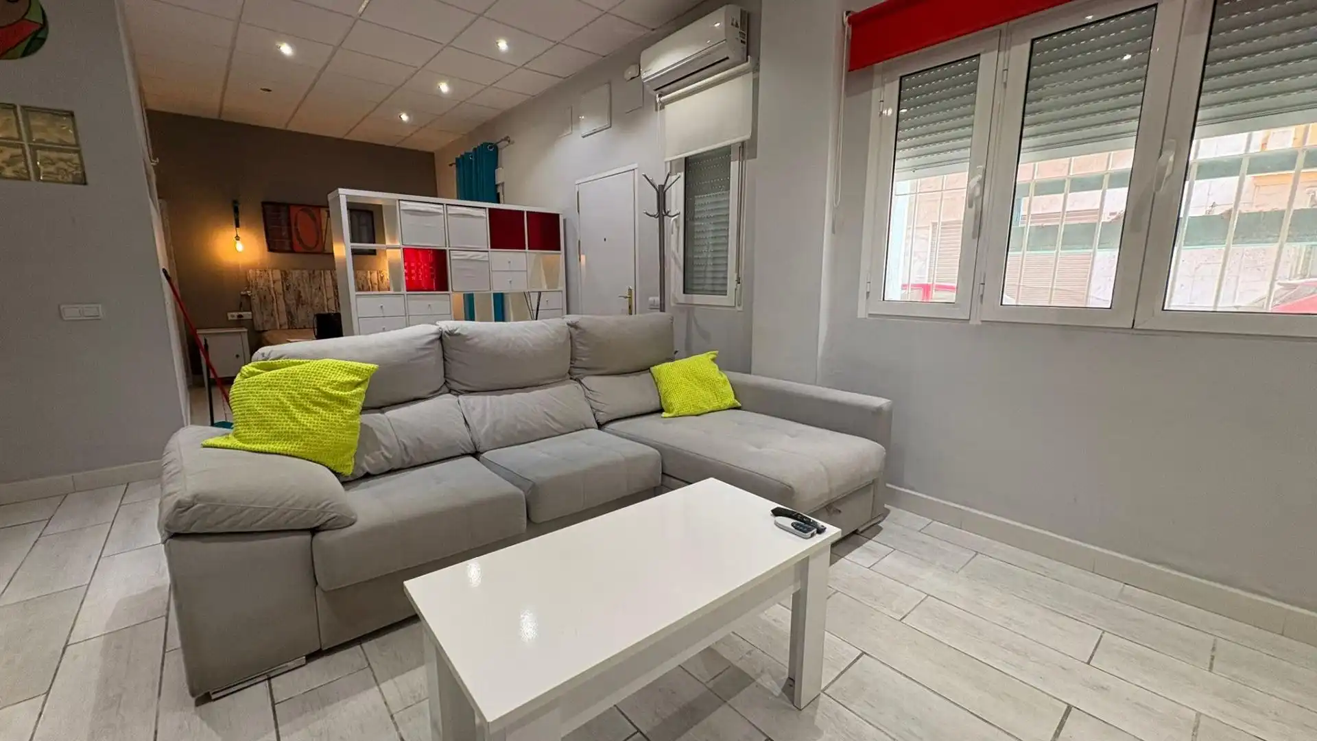 Wohnzimmer von Wohnung zur Miete in Málaga mit Klimaanlage und Möbliert