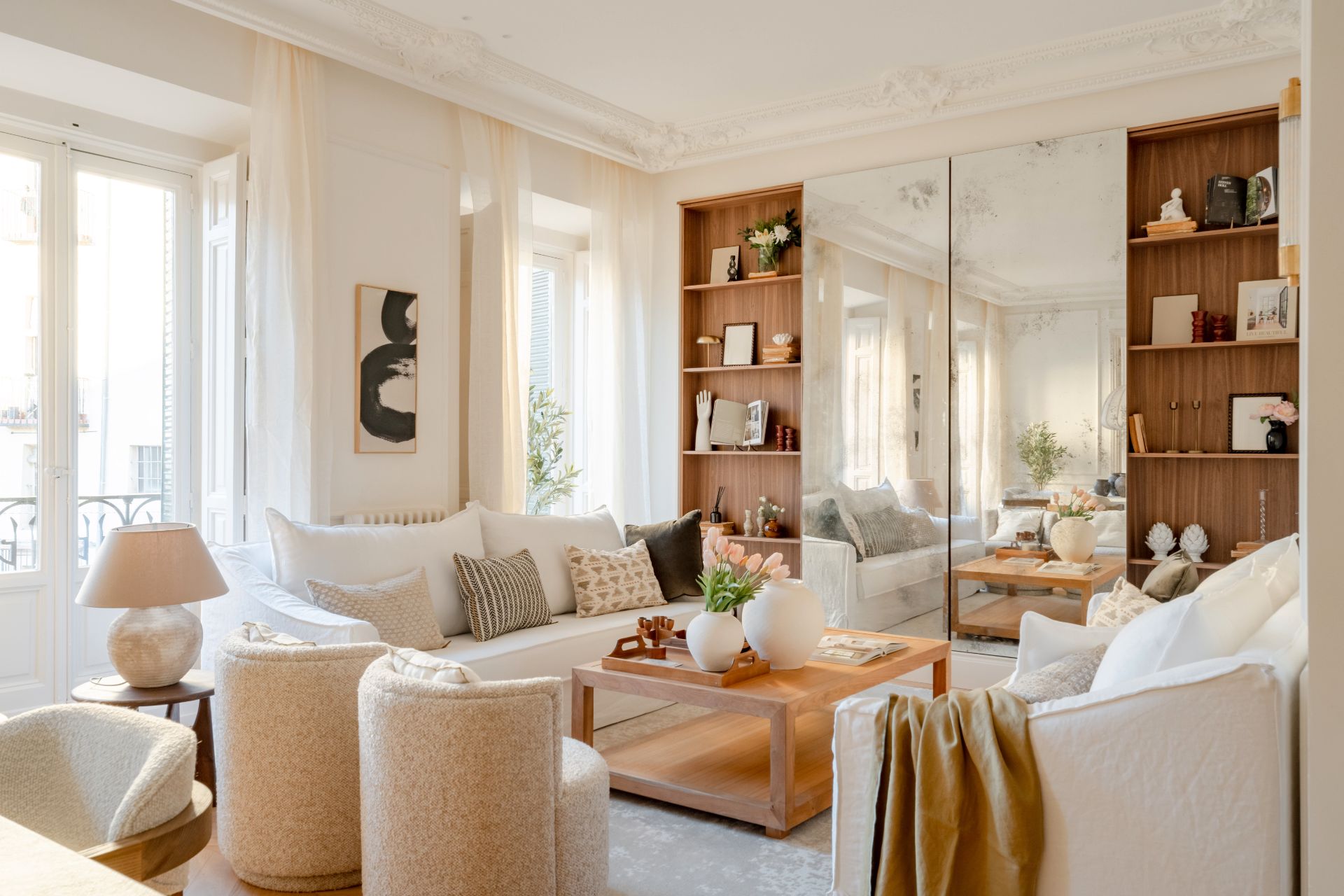 Living room of Flat for sale in  Madrid Capital  with Air Conditioner, Heating and Parquet flooring