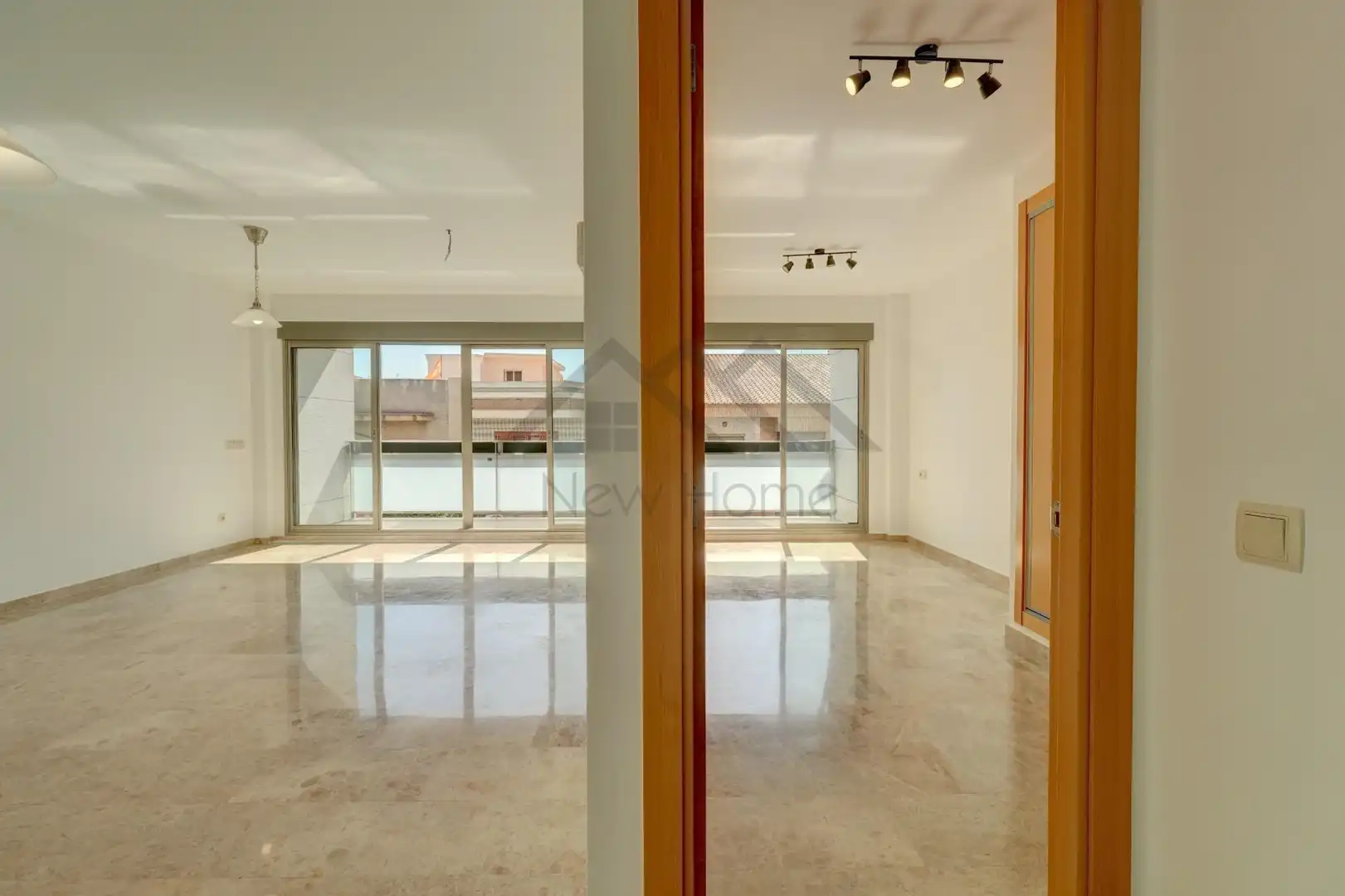 Sala d'estar de Pis en venda en La Pobla de Vallbona amb Aire condicionat, Calefacció i Balcó