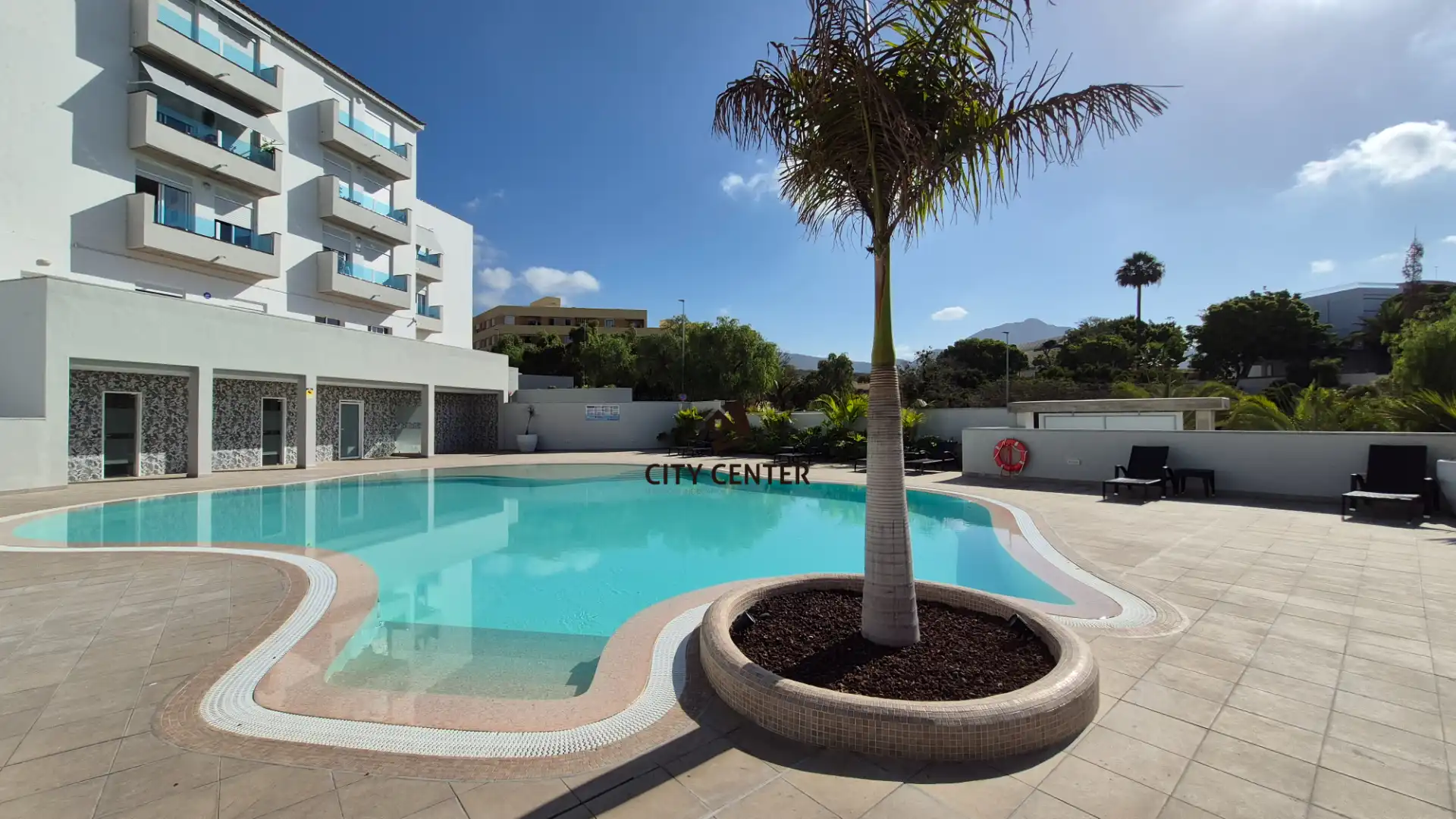 Piscina de Piso en venta en Arona con Parquet, Amueblado y Horno