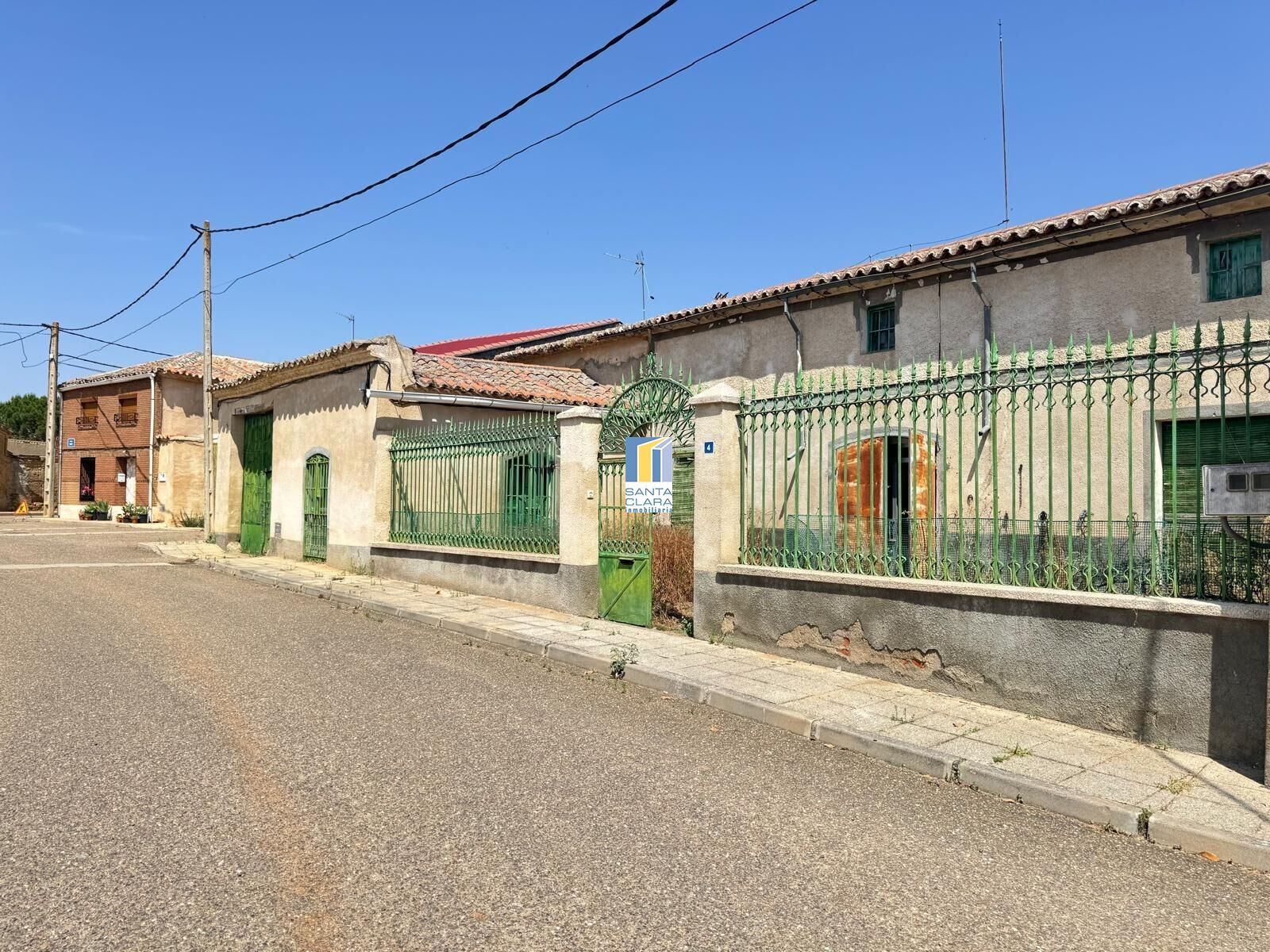 Exterior view of House or chalet for sale in Aspariegos