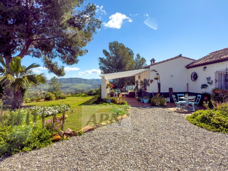 Garden of Country house for sale in Pizarra