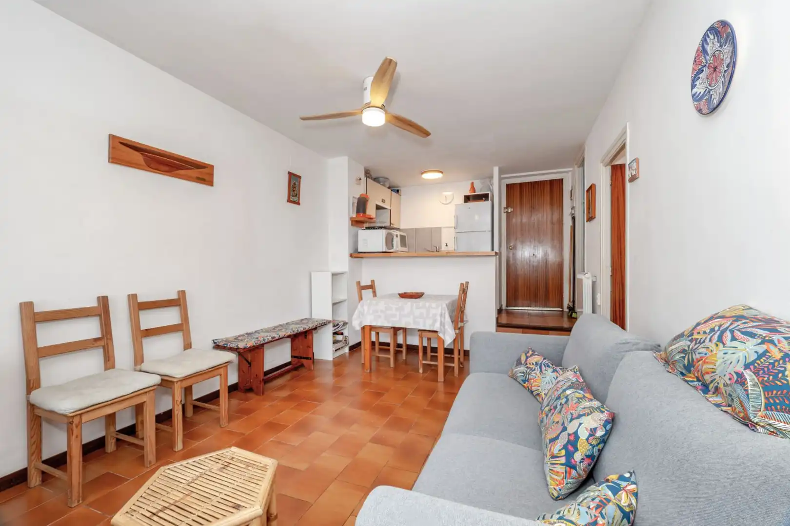 Living room of Flat for sale in Muga - Gran Reserva - Badia