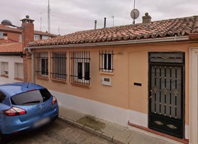Planta baja en Venta en C/ Rueda  en Tordesillas