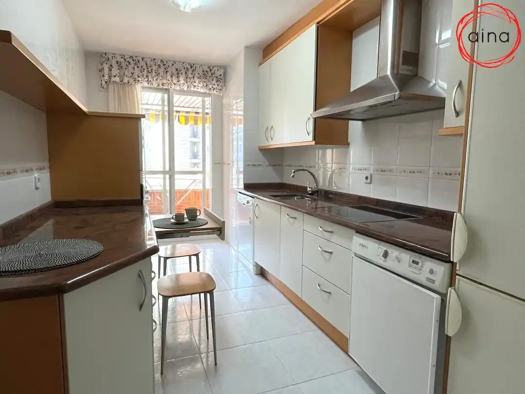 Flat for rent in Calle BENJAMIN DE TUDELA, Mendebaldea - Ermitagaña