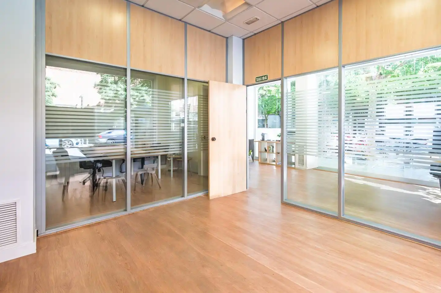 Commercial properties for rent in  Pamplona / Iruña  with Air Conditioner