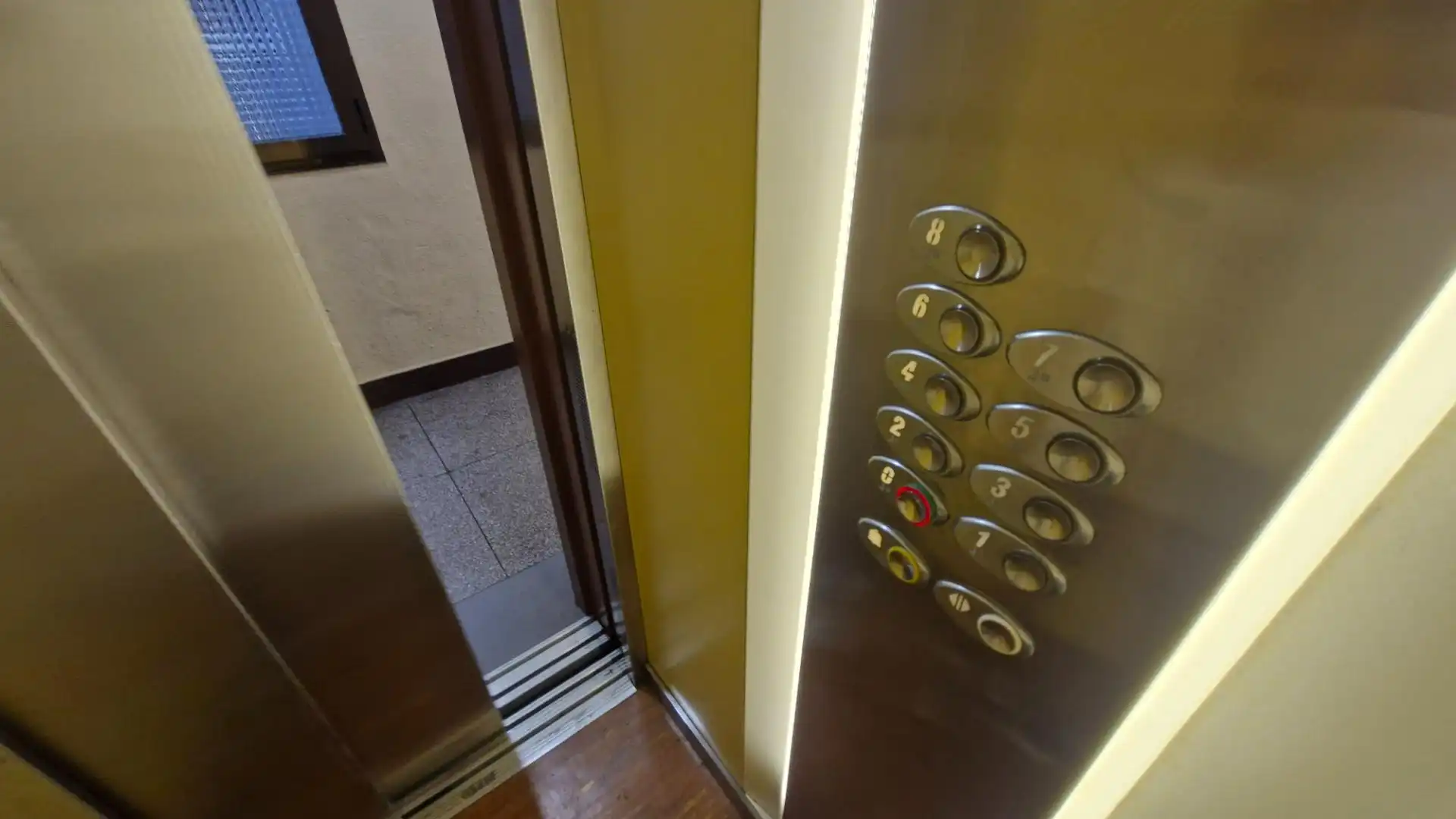 Flat for sale in Erandio
