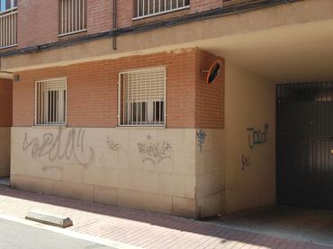 Aparcament en venda a MIQUEL ARAGONES