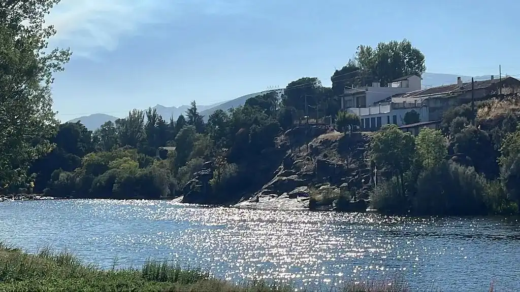 Vista exterior de Casa o chalet en venta en El Barco de Ávila  con Calefacción, Jardín privado y Terraza