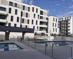 Piscina de Pis de lloguer en Alcalá de Henares amb Aire condicionat, Terrassa i Piscina