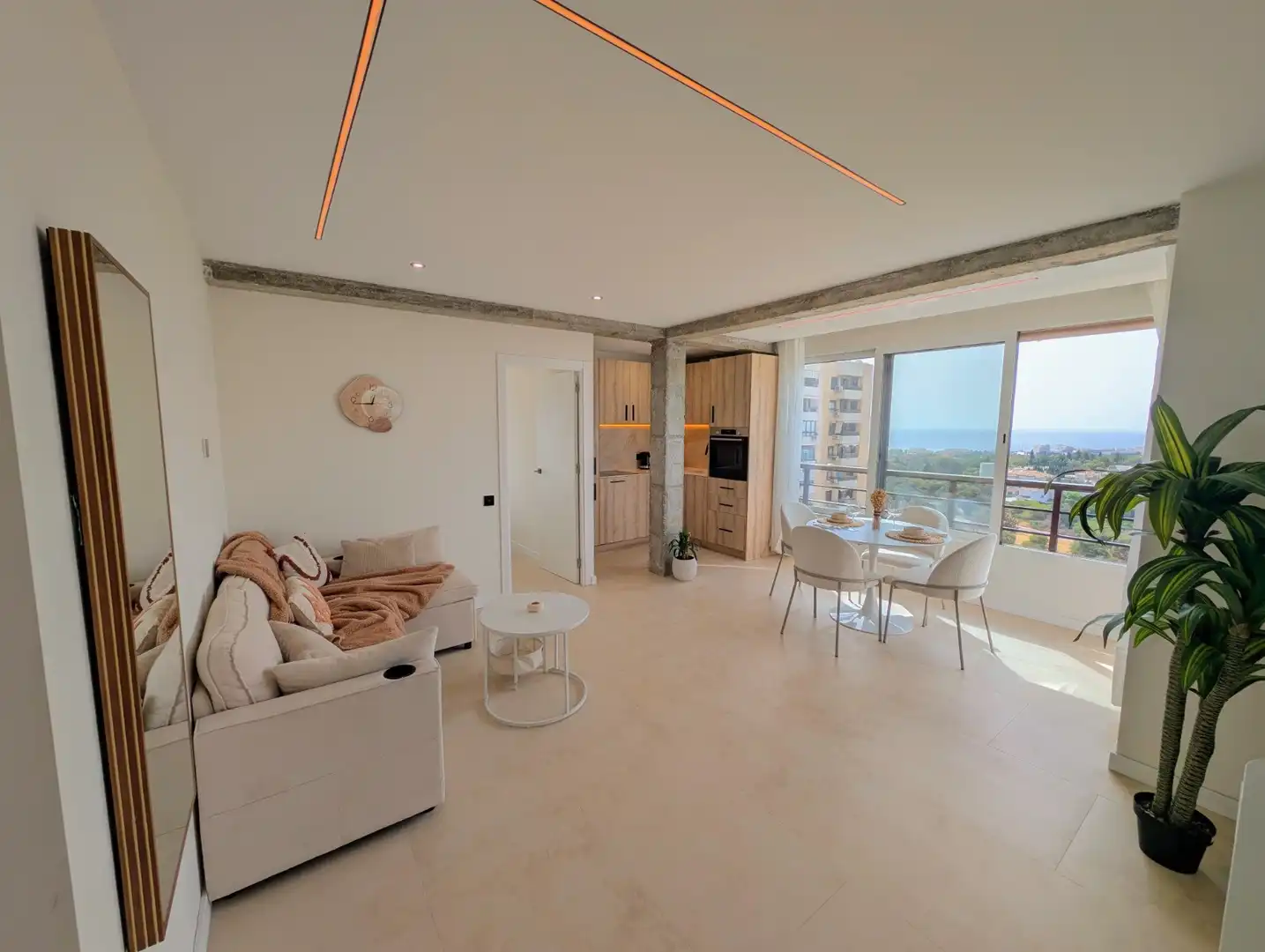 Ático con piscina en venta en Marbella Centro