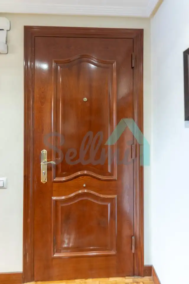Pis per a compartir en Oviedo  amb Calefacció, Parquet i Terrassa
