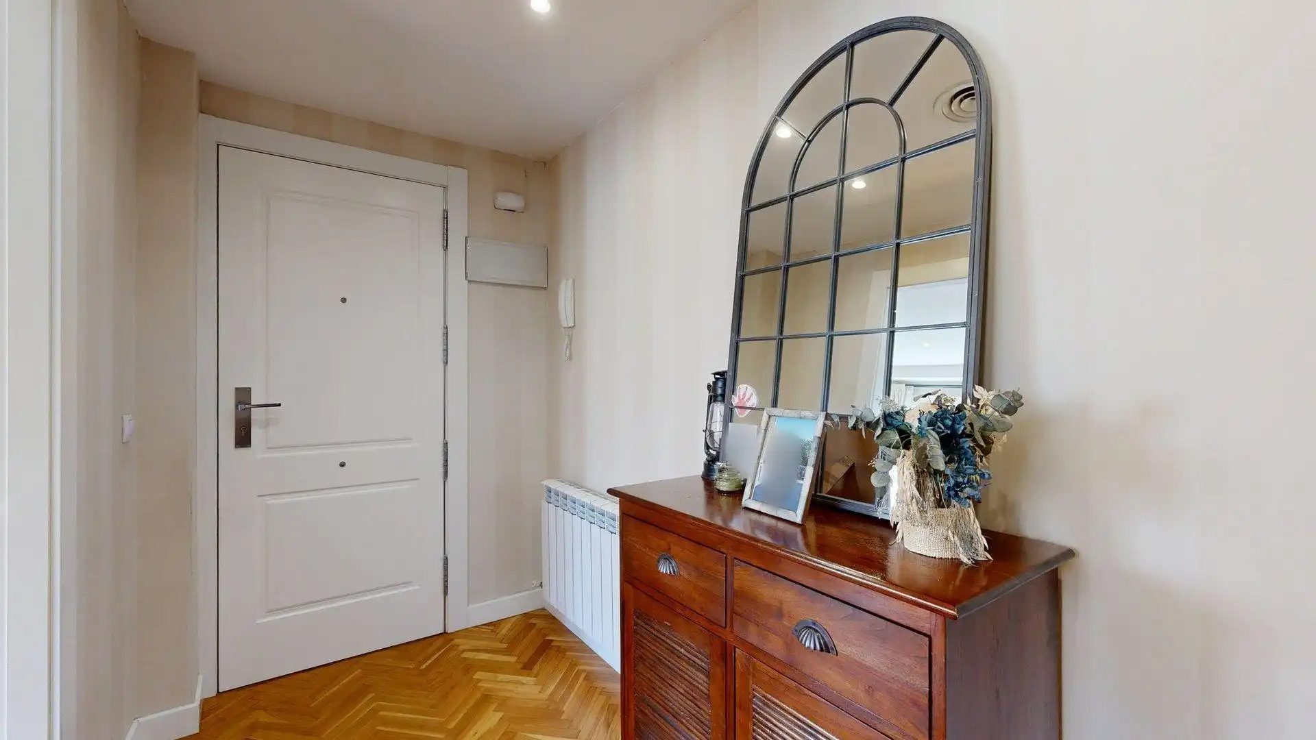 Flat for sale in Zaragoza  with Air Conditioner, Heating and Parquet flooring
