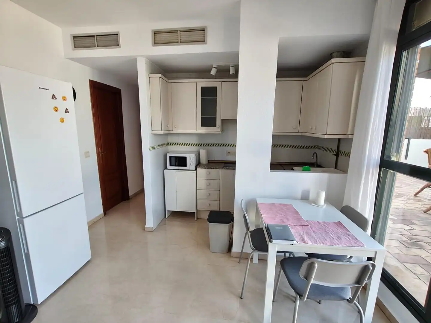 Kitchen of Attic for rent in Sevilla  with Air Conditioner and Furnished