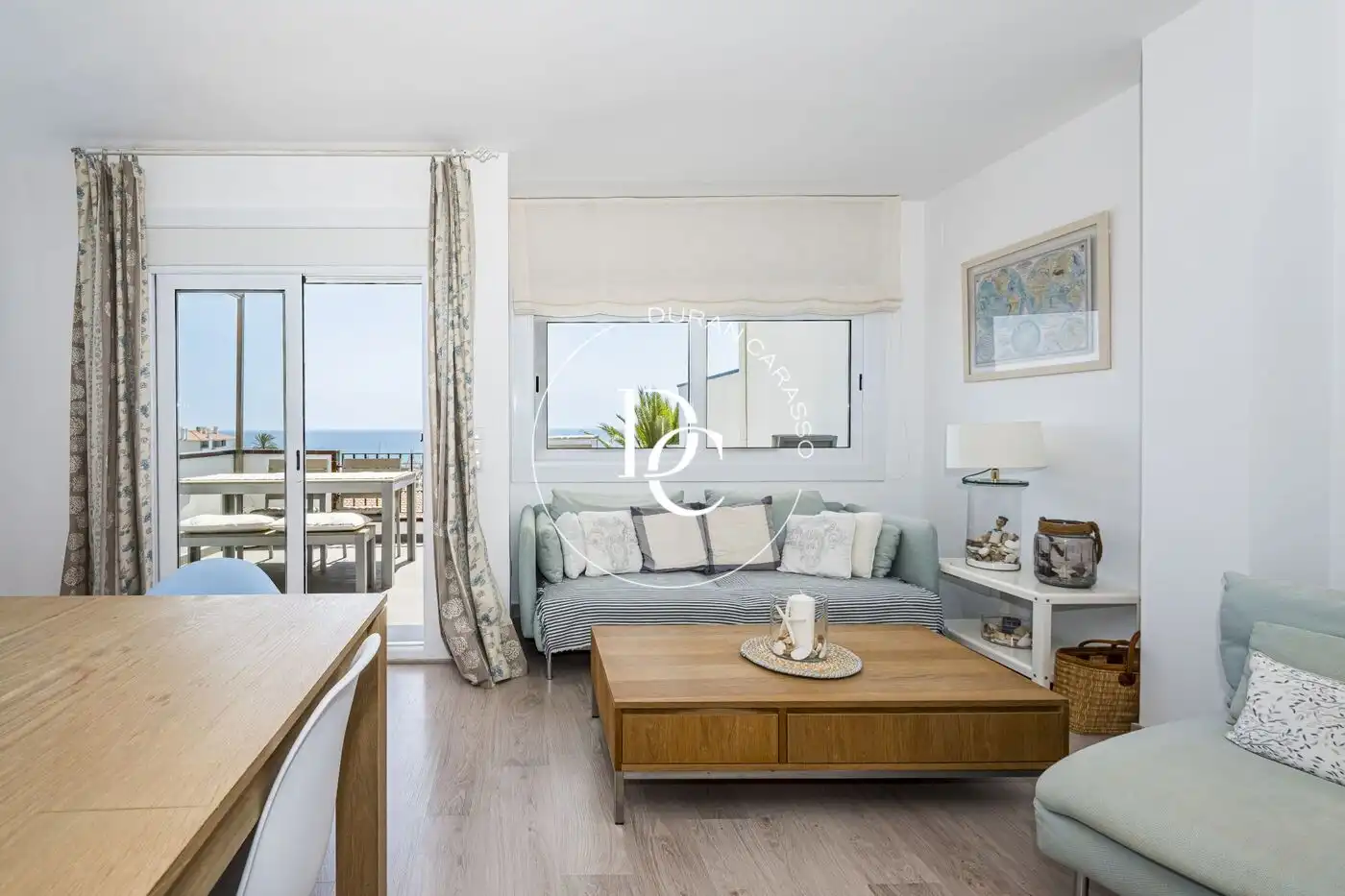 Wohnzimmer von Maisonette zum Verkauf in Sitges mit Klimaanlage, Heizung und Privatgarten