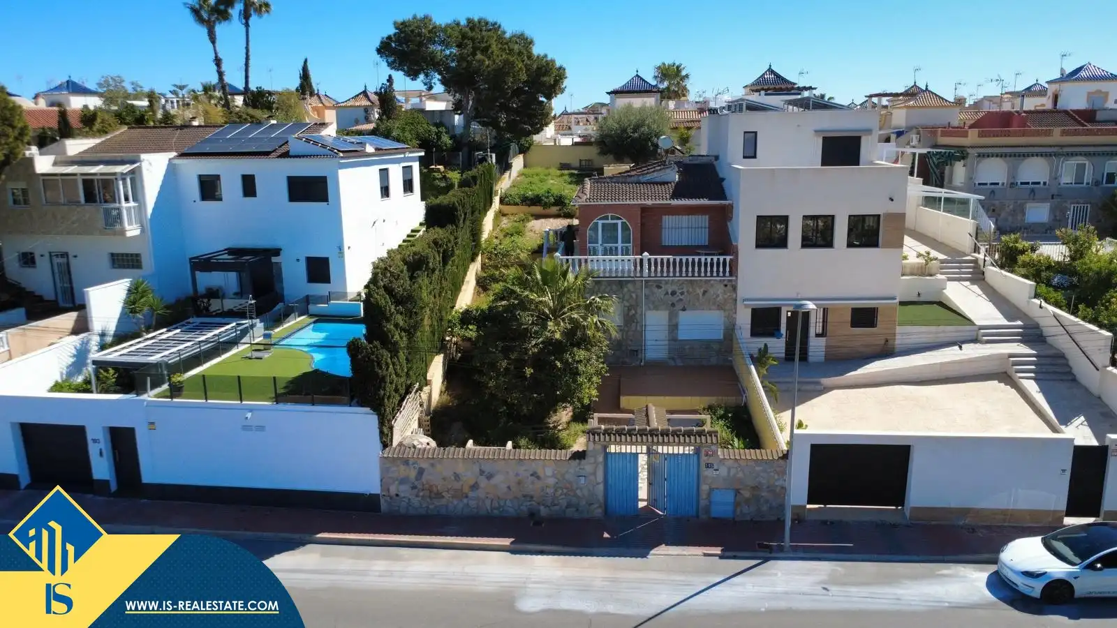 Villa mit Garten zum Verkauf in Los Balcones - Los Altos