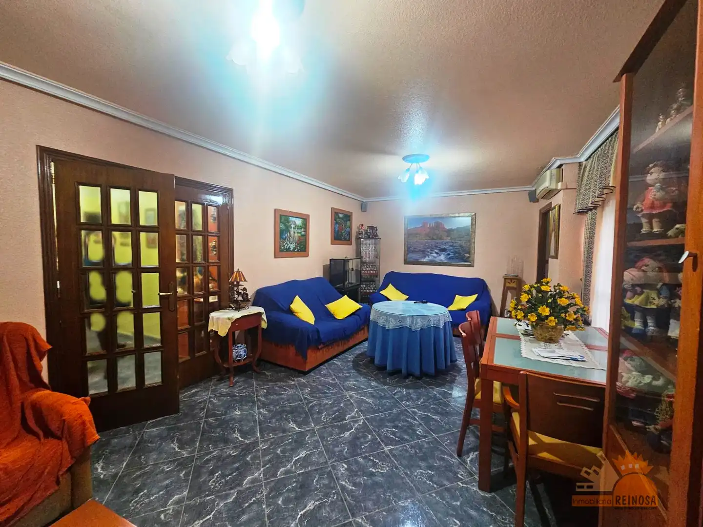 Sala d'estar de Casa adosada en venda en Molina de Segura amb Aire condicionat