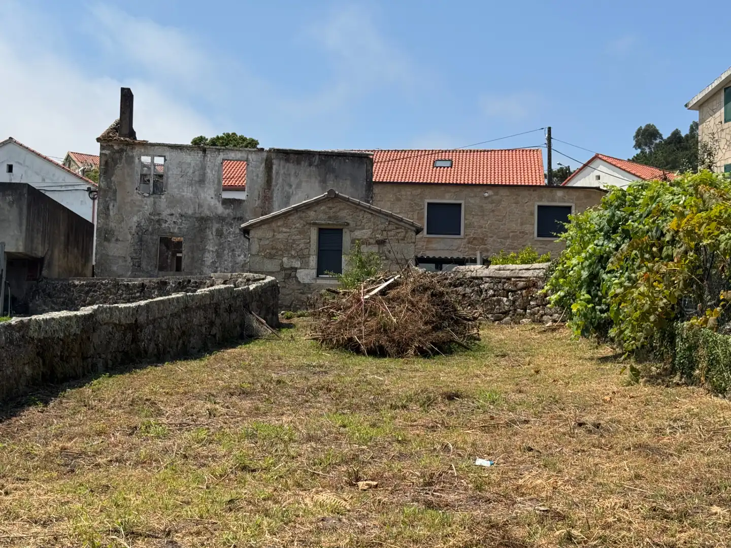Houses for sale in Muros